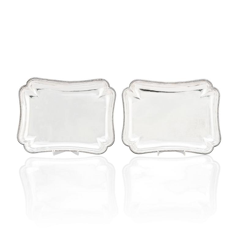 A pair of Swedish 18th century silver dishes, marks of Arvid Floberg, Stockholm 1784.