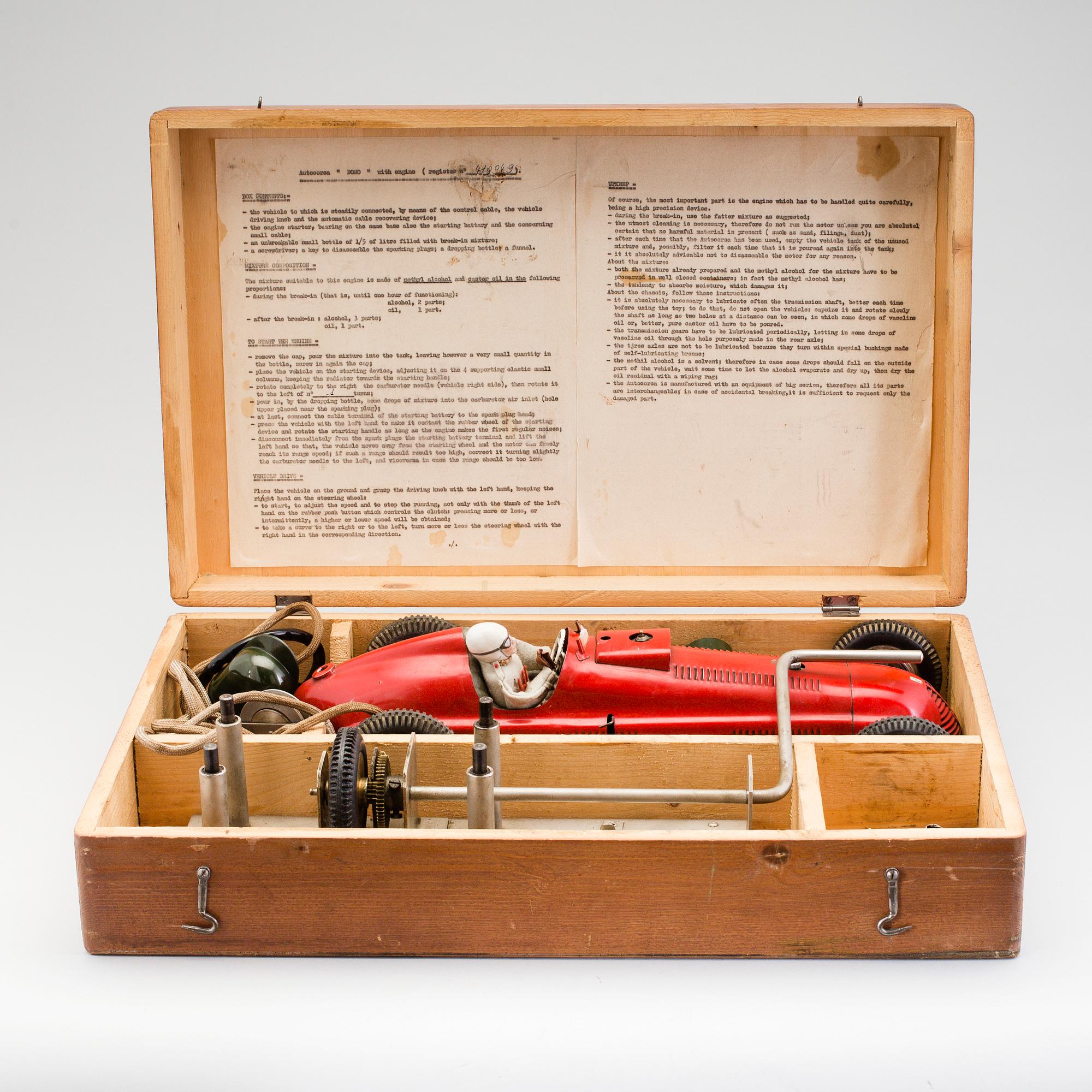 A gas powered tinplate Domo Maserati, Italy, ca 1948.