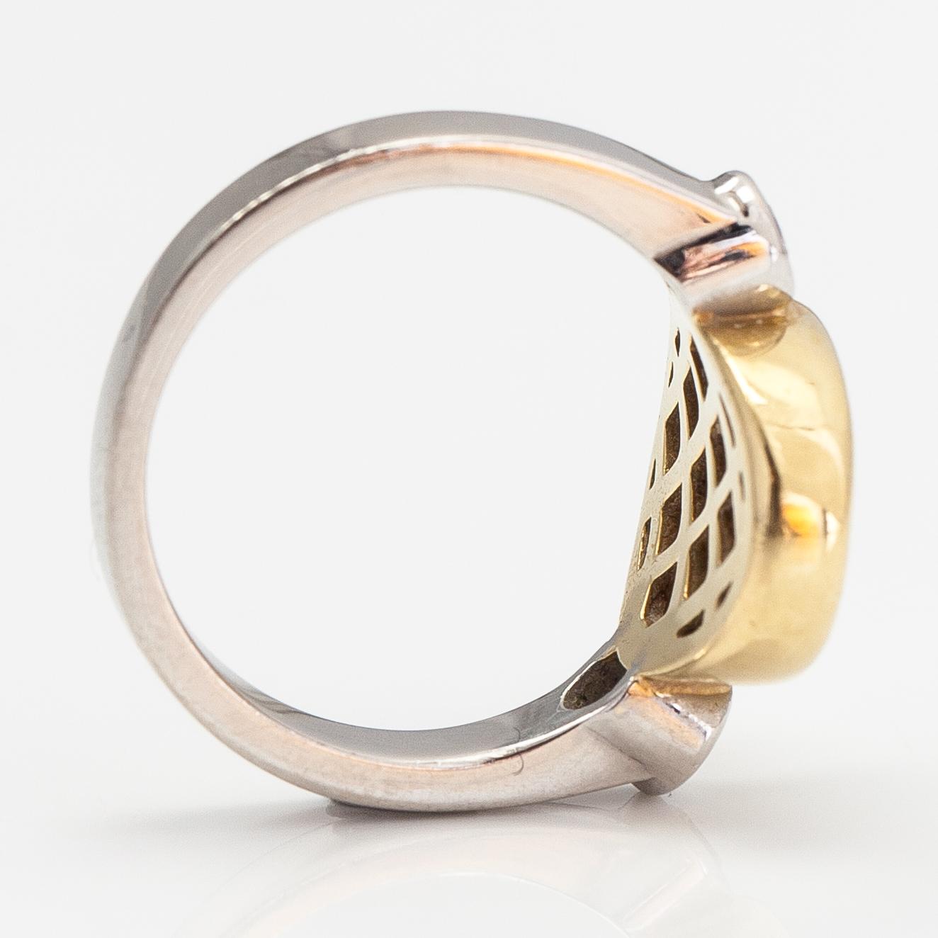 Ring, platina, 18K guld, opal och diamanter ca 0.20 ct tot.