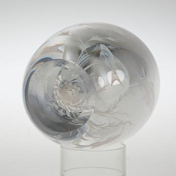 An Edward Hald graal glass vase, Orrefors 1954.