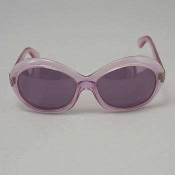 GRETA GARBO'S sunglasses.