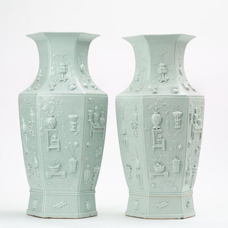 A pair of large celadon glazed vases, late Qing dynasty, circa 1900.