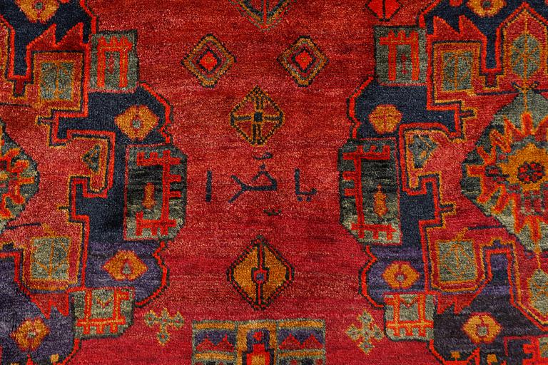 MATTA, Lorestan, 1900-talets slut, ca 325x220 cm.
