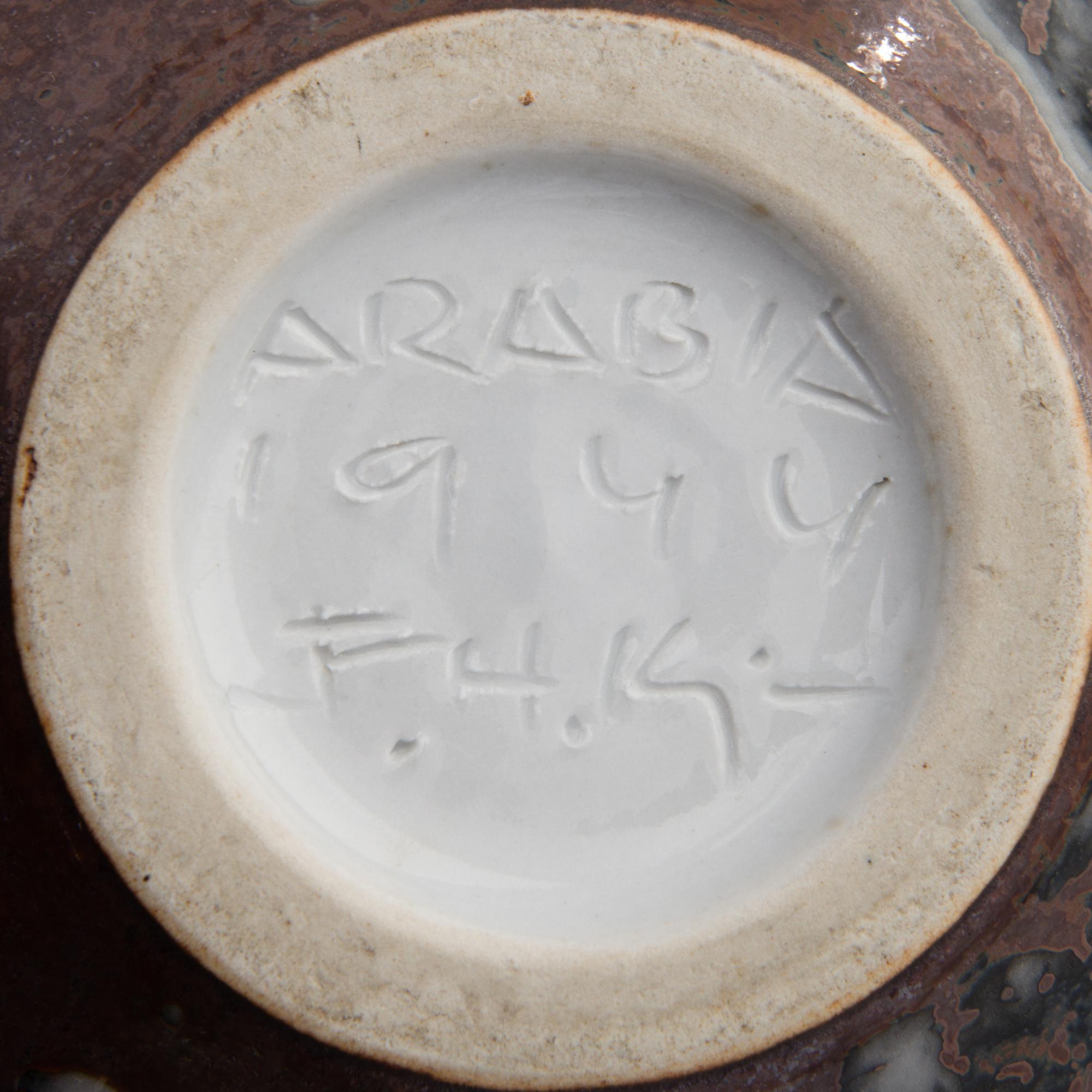 A CERAMIC BOWL, Signed F.H.Kj. Arabia 1944.