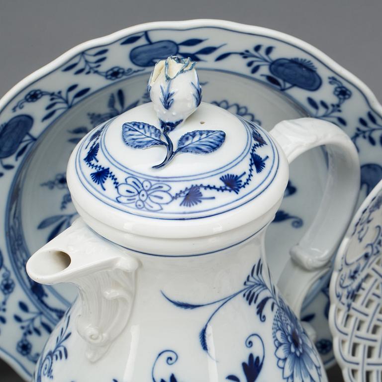 SERVISDELAR, porslin, ca 20 delar, Meissen.