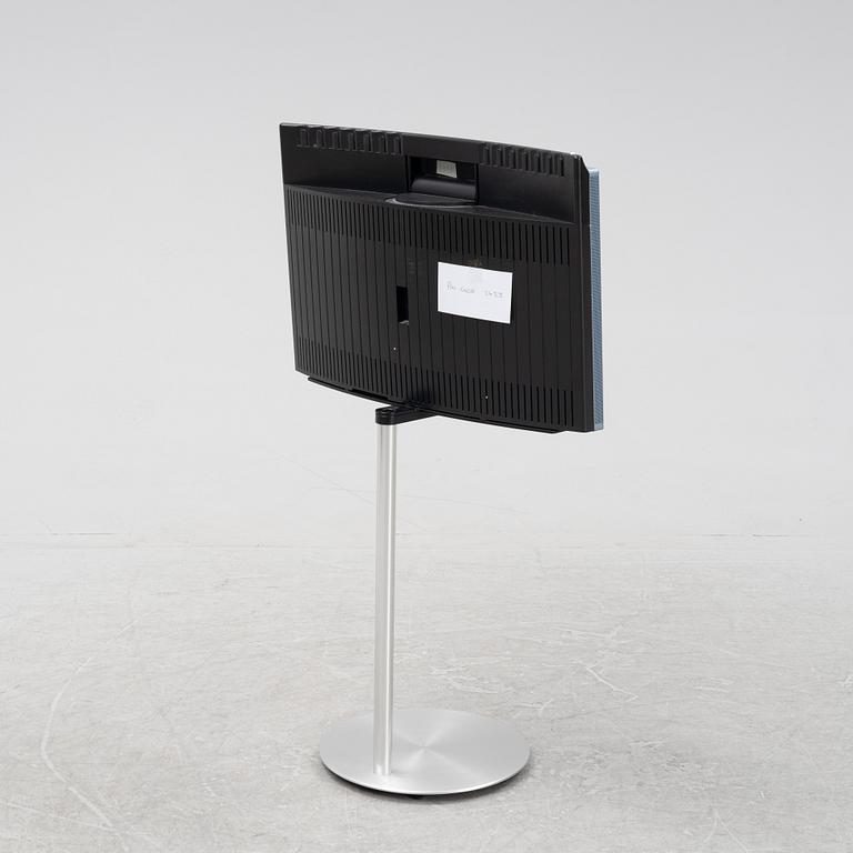 Bang & Olufsen, Beosound 1, portable CD/Tuner, 21st Century.