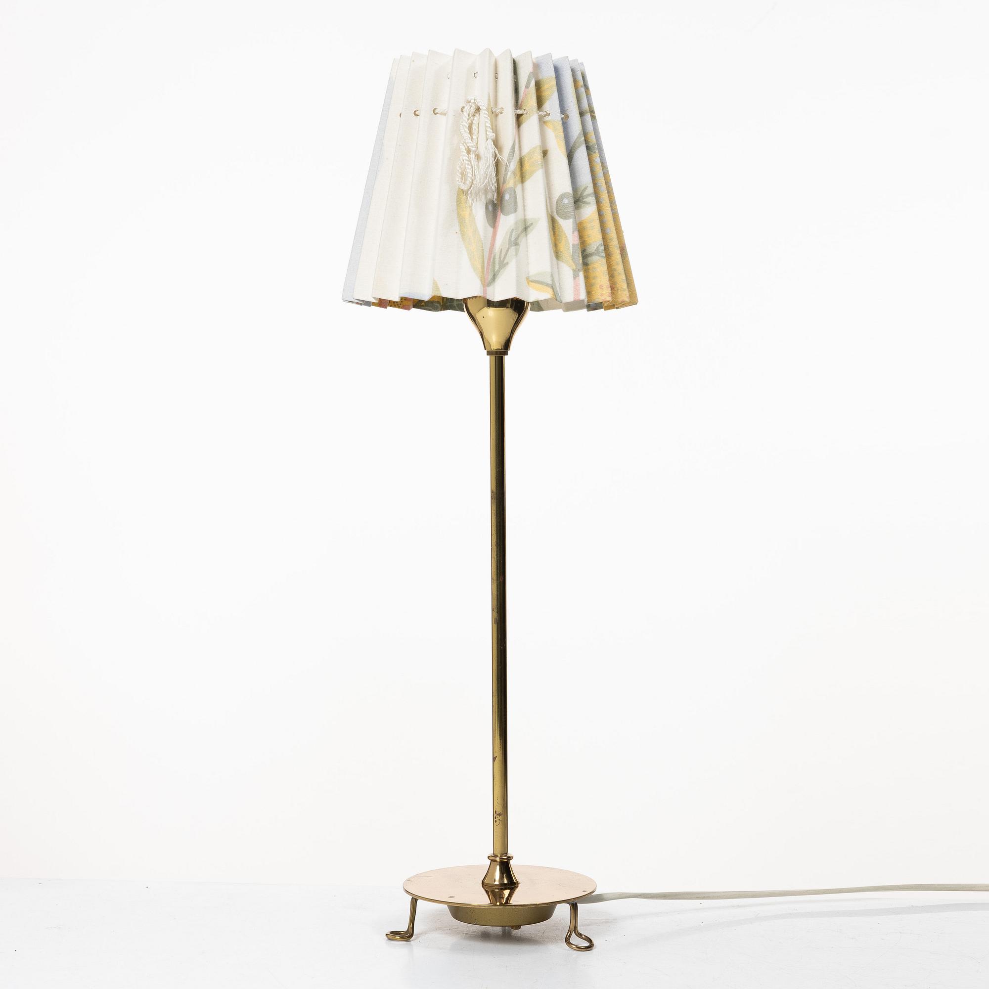 Josef Frank, A model 2552 table lamp, Firma Svenskt Tenn, Sweden.
