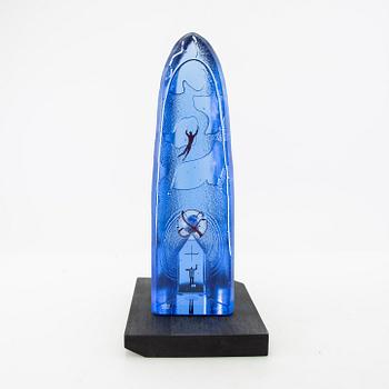 Bertil Vallien, sculpture, "The sky is the limit", glass, Kosta Boda, signed B. Vallien.