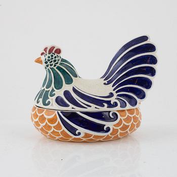 Alf Wallander, a creamware hen-shaped egg bowl, Rörstrand, Sweden, early 20th century.