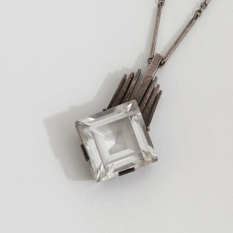 A rock crystal pendant by Stigbert, Stockholm, 1945.