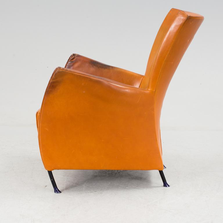 A 'Windy' leather armchair from Montis, Holland, second half of the 20th Century.