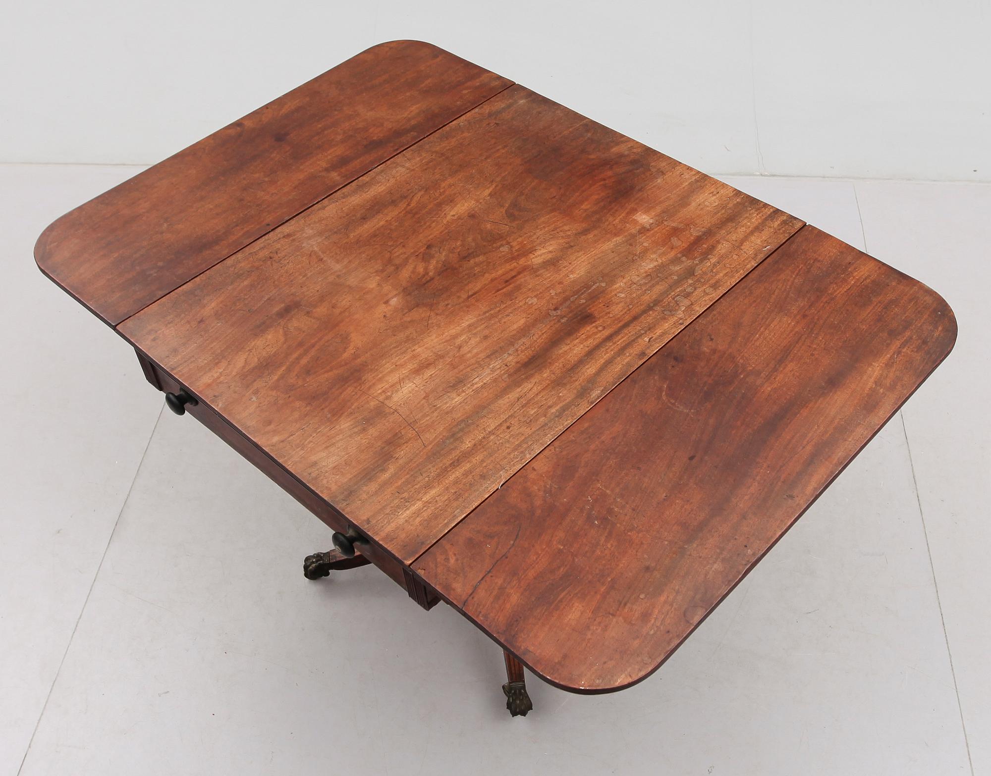 KLAFFBORD, England, 1800-tal.
