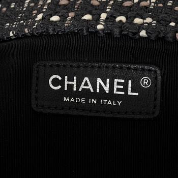 Chanel, väska, "Tweed Carry On Flap Bag", 2016-17.