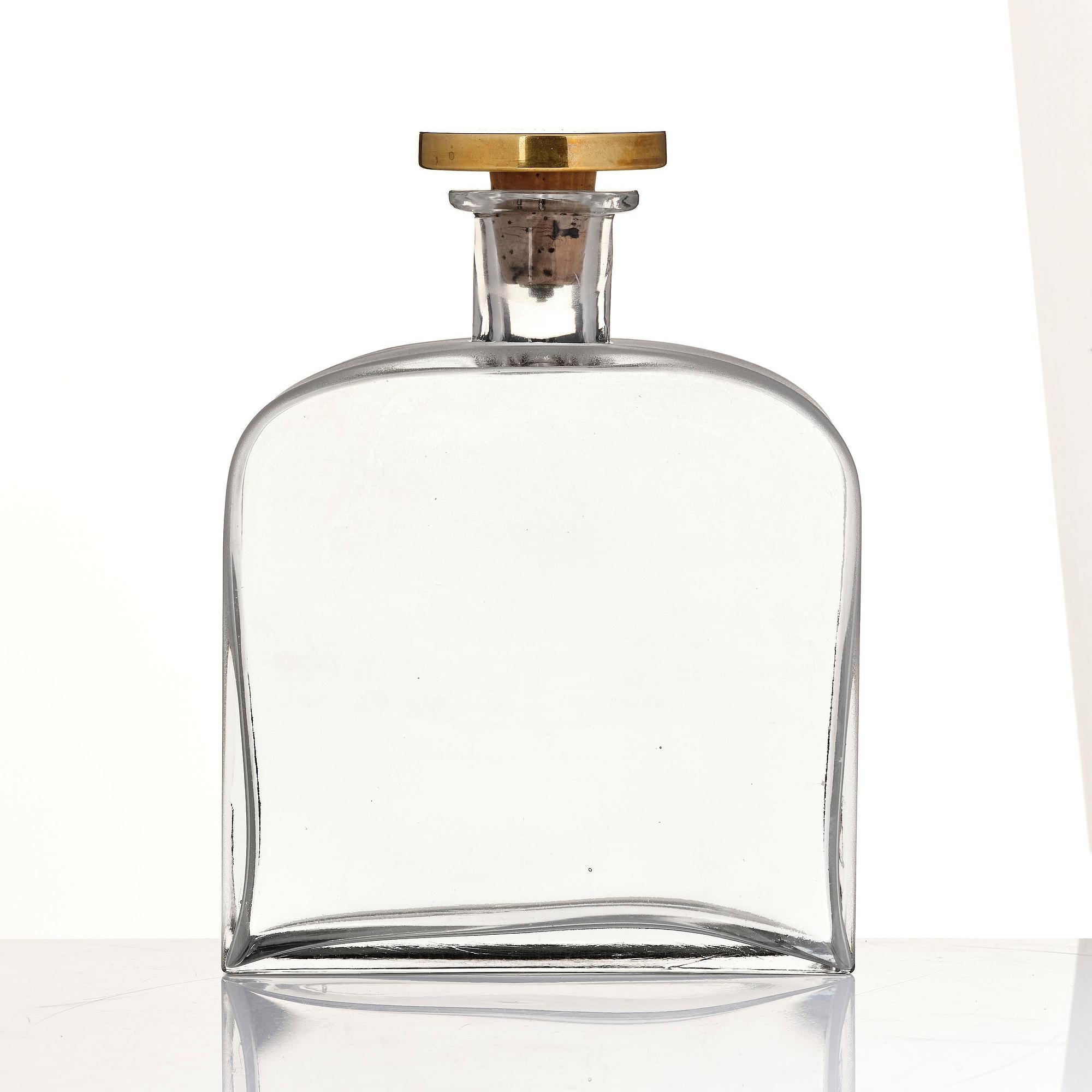 Firma Svenskt Tenn, flaska, med propp av Björn Trägårdh, 1930-tal.