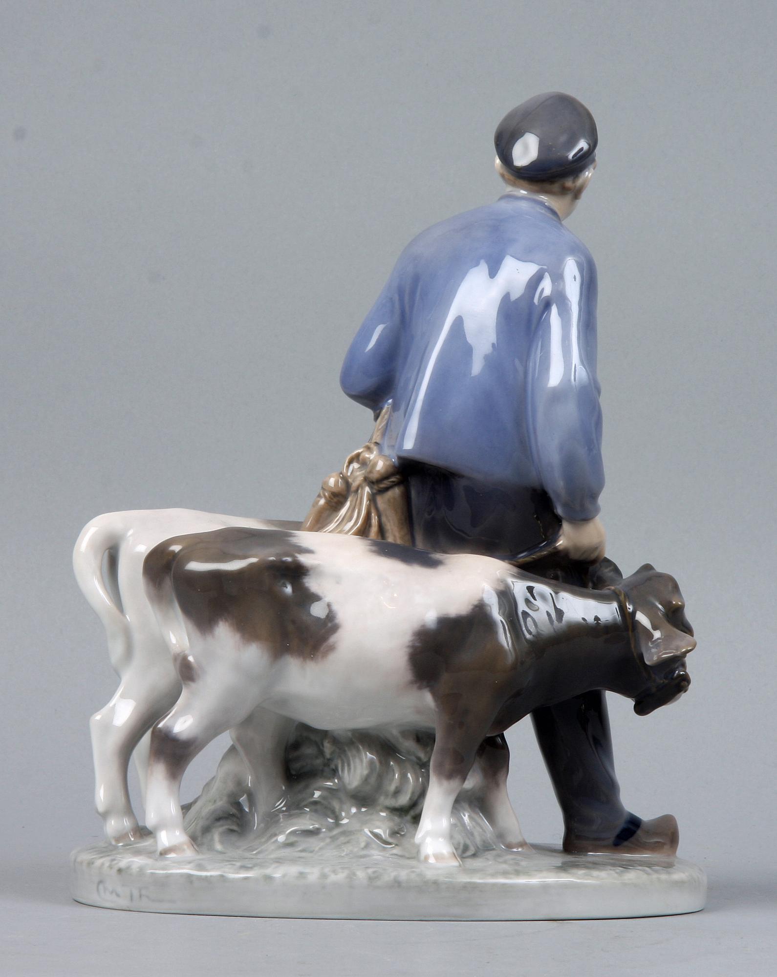 FIGURINER, 2 st, porslin, Bing & Gröndal samt Kongl. Dansk.