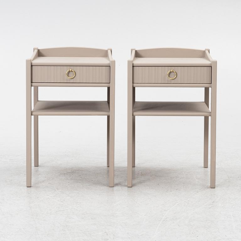 A pair of bedside tables, second half of the 20th century.
