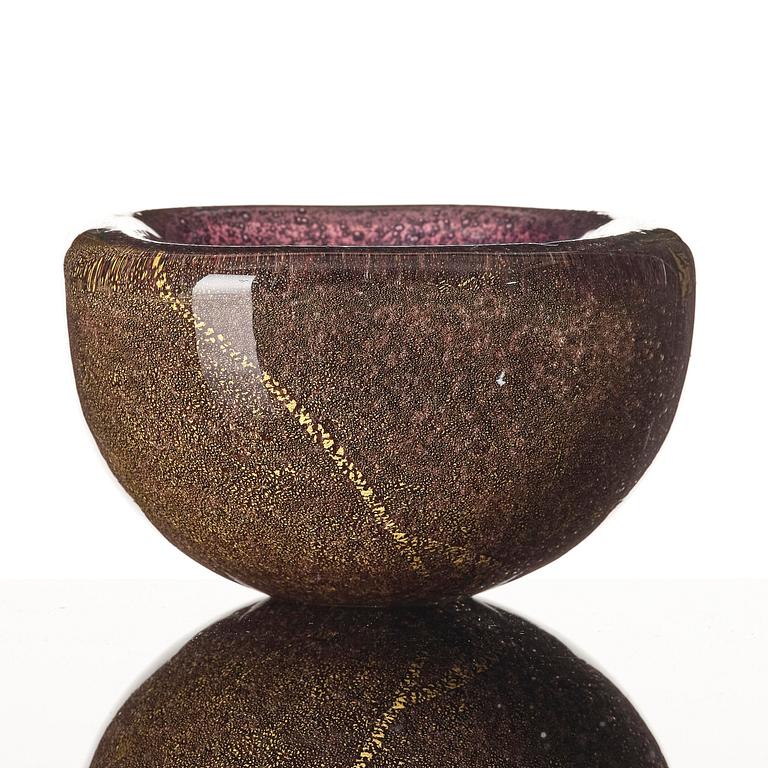 Carlo Scarpa, skål, "Sommerso a bollicine", modellnummer 3565, Venini, Murano Italien, ca 1935-43.
