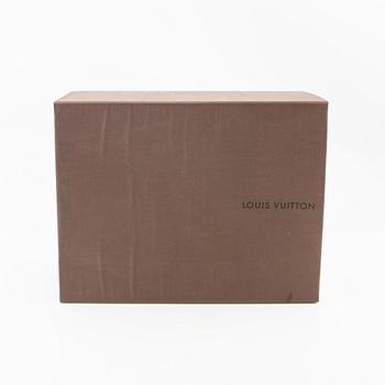 Louis Vuitton, "Twist MM Epi Noir", bag, France 2015.