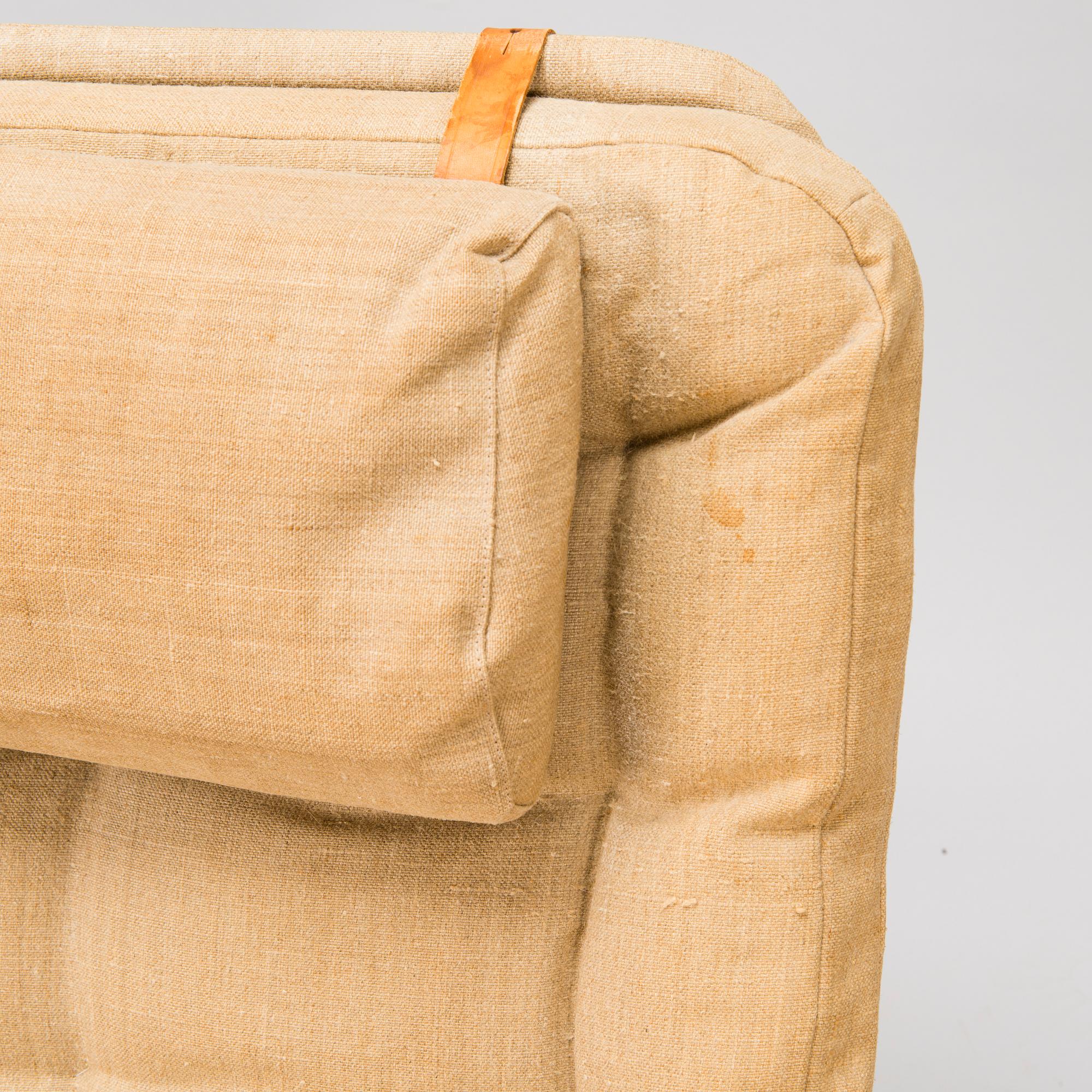 BROR BOIJE, A pair of 'Junker' easy chairs and an ottoman for Dux, Sweden, latter half of the 20th Century.