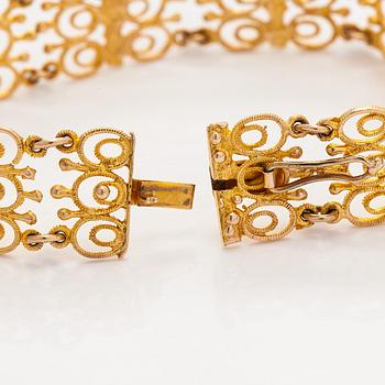 Esko Raitanen, collier, armband och örhängen, 14K guld, Helsingfors 1972.