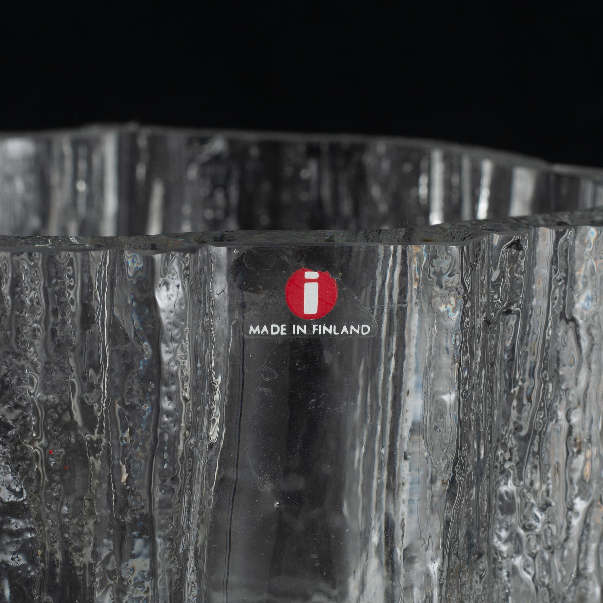 Tapio Wirkkala, a 'Gerania' glass vase, model 3431, Iittala, Finland.