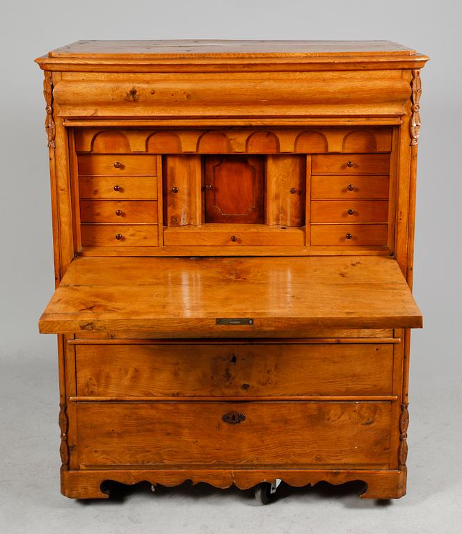 CHIFFONJÉ, 1800-talets mitt.
