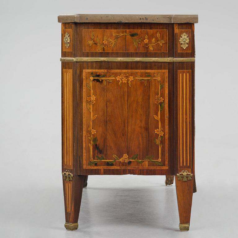 A Gustavian marquetry commode attributed to J. Hultsten (master in Stockholm 1773-94).