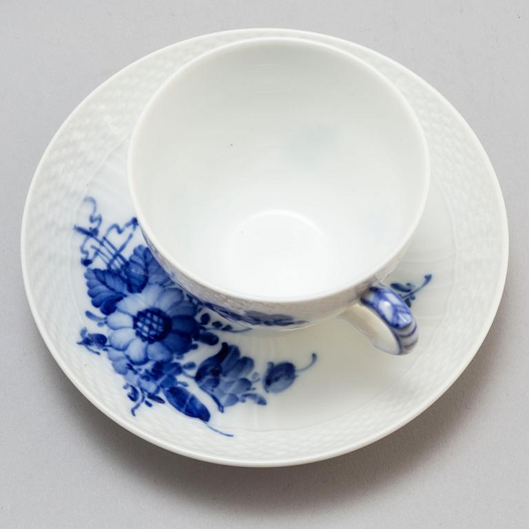 A 93 pieces porcelain 'Blå bomst' dinner service from Royal Copenhagen.