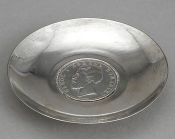 PARTI SILVER, 5 delar, mestadels Sverige, bla vodkabägare Polen 1900-talets första hälft.1800-1900-tal. Vikt ca 312 g.