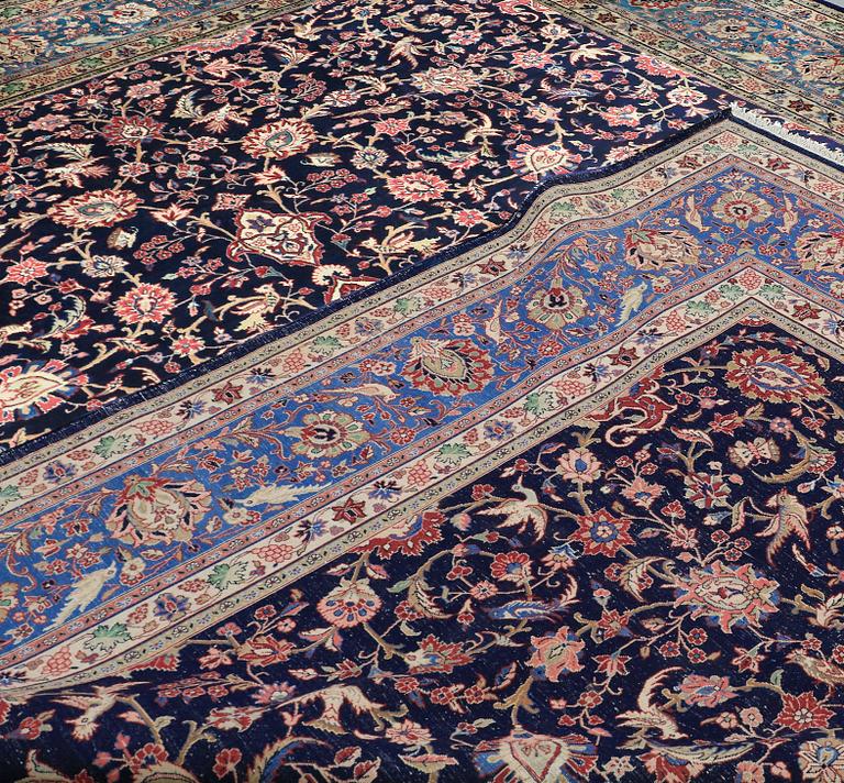 Carpet, Saruk, 417 x 310 cm.
