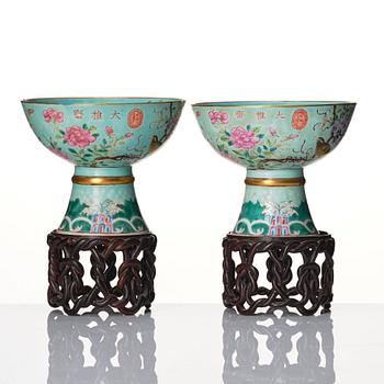 A pair of Chinese stemcups, with the mark of dowager empress Ci Xi, Dayazhai, late Qing dynasty.