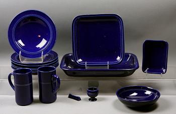 MATSERVIS, 56 delar, stengods, Höganäs, 1970-tal.