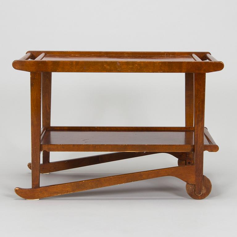 Ilmari Tapiovaara, a 1940s tea trolley Keravan for Puuteollisuus.