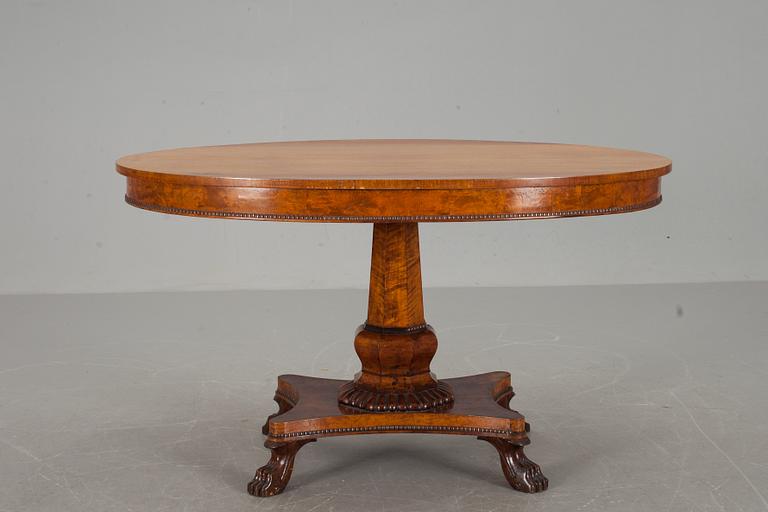 SALONGSBORD, senempire, 1800-talets första hälft.
