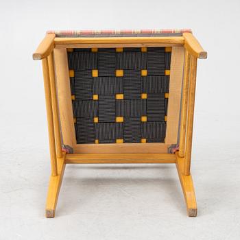 Carl Malmsten, a dining table with eight chairs, 'Camlare Nyckel', Sweden, second half of the 20th century.