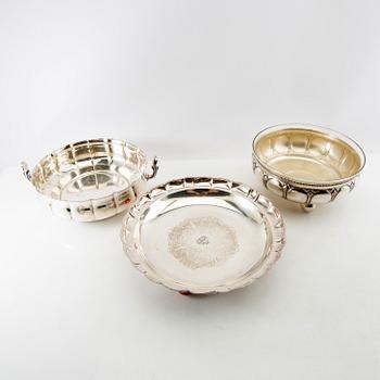 Bowls 2 pcs and bowl plate early 1900s silverplate.