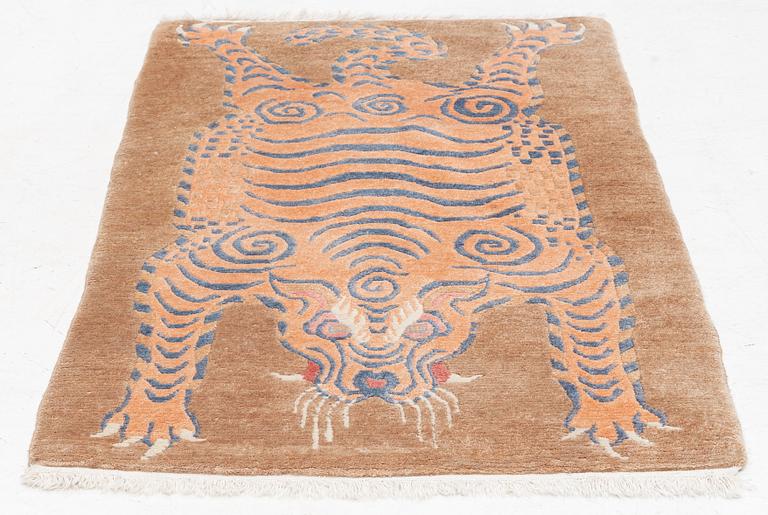 Rug, Tiger Rugs of Tibet Fund, Nepal, approx. 160 x 90 cm.