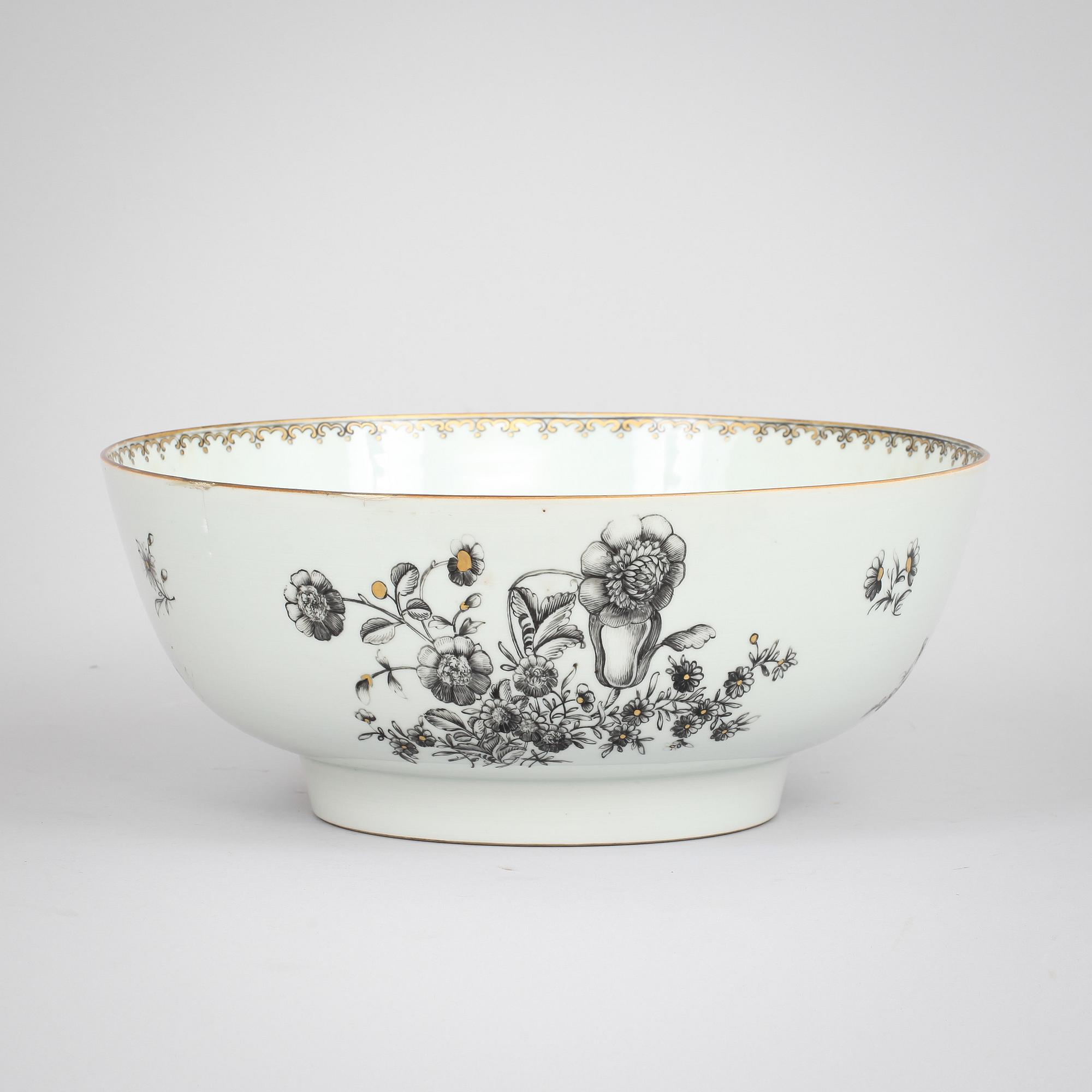 A grisaille punch bowl with a Swedish Bank note, Qing dynasty, Qianlong dated 1762.