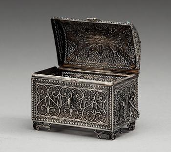 A Russian 20th century filigree-casket, unknown makers mark, Vladikavkas.