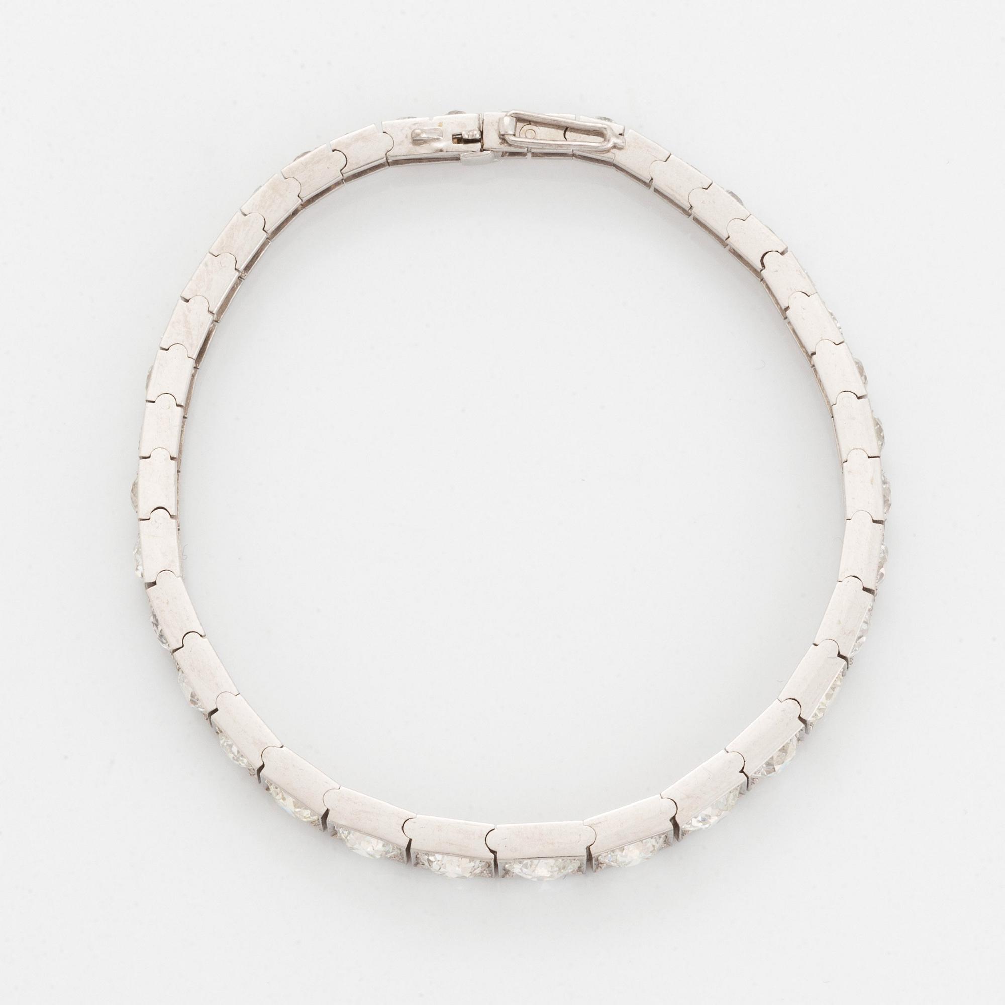 Armband 14K vitguld med gammalslipade diamanter.