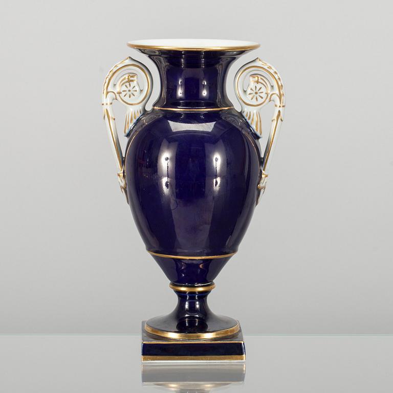 URNA / VAS, porslin, Meissen 1934-1972.