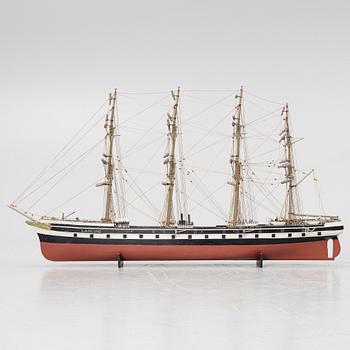 20th Century ship model of the 19th Century four-masted sailing vessel Lancing.