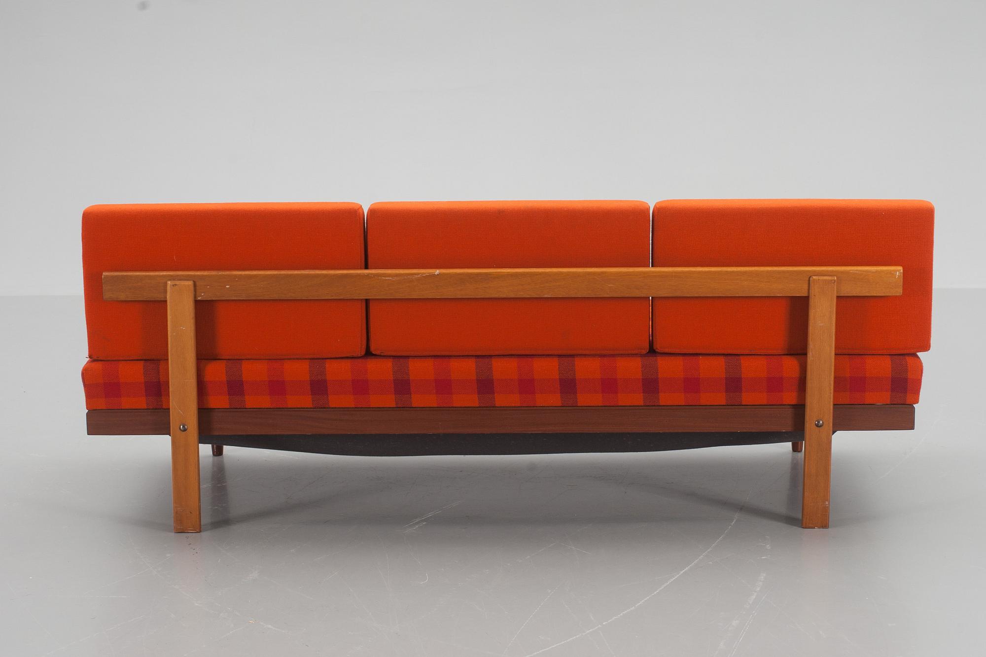 DAGBÄDD, Ekornes Svane, Norge, 1900-talets andra hälft.