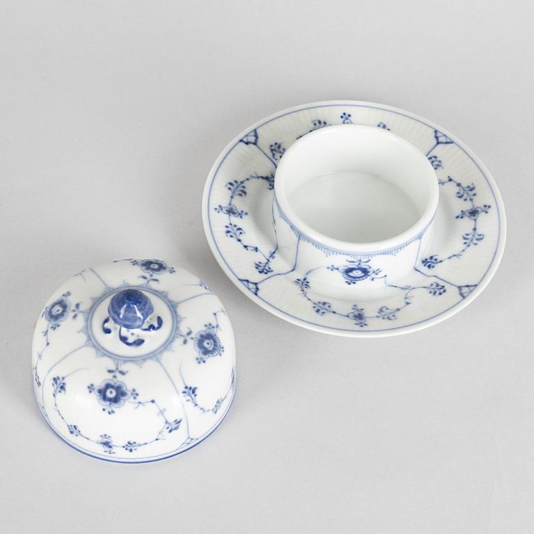 Two  'Blue Fluted Plain' /Musselmalet porcelain butter dishes, Royal Copenhagen, model 4 and 5, 1898-1923 and post 1923.