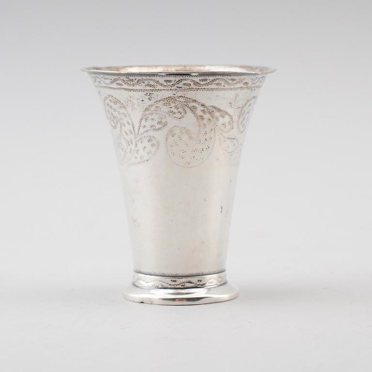 BÄGARE, silver, Johan Tallberg, Lovisa 1821, Finland. Vikt ca 62 gram.