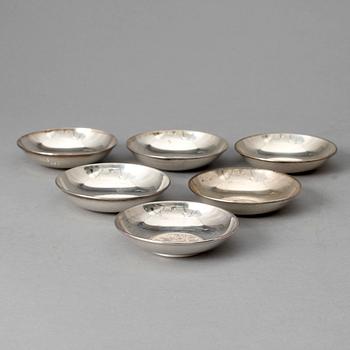 SKÅLFAT, 6 st, sterlingsilver, Japan 1900-tal. Tot ca 236 gram.