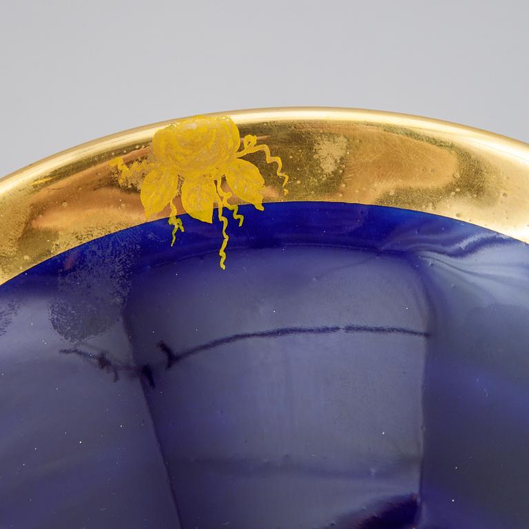 Prakturna, porslin, sent 1800-tal.