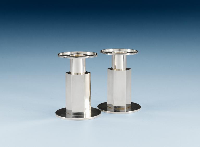A pair of Wiwen Nilsson sterling candlesticks,, Lund 1968.