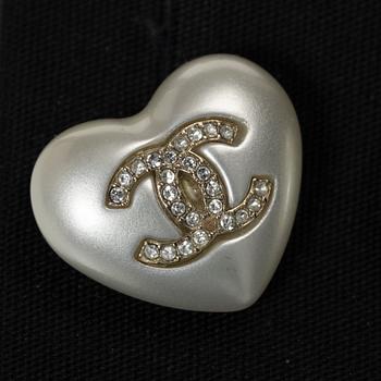 Chanel, Earrings, a pair, 2022.