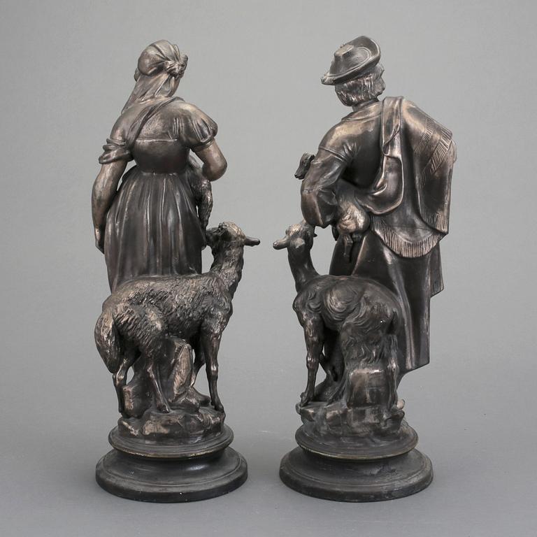 FIGURINER, ett par, 1800-talets slut.